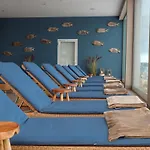 Grand Seeschloesschen Sea Retreat & ホテル ティメンドルファー・シュトラント