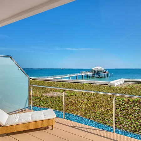 호텔 Grand Seeschloesschen Sea Retreat &