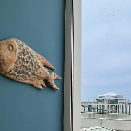 Grand Seeschloesschen Sea Retreat & טימנדורפר שטרנד