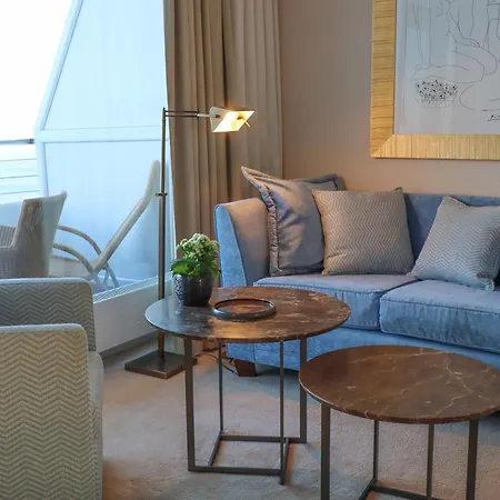 Grand Seeschloesschen Sea Retreat & 5* Timmendorfer Strand