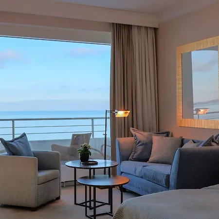 Отель Grand Seeschloesschen Sea Retreat &