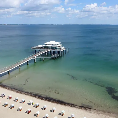 Grand Seeschloesschen Sea Retreat & Отель Тиммендорфер-Штранд