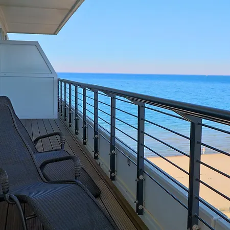 호텔 Grand Seeschloesschen Sea Retreat & 5*