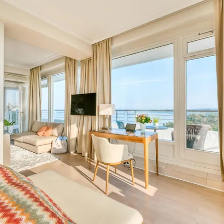 Отель Grand Seeschloesschen Sea Retreat & Тиммендорфер-Штранд