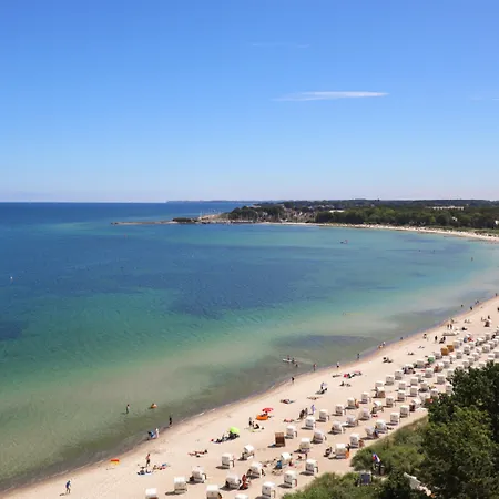 호텔 Grand Seeschloesschen Sea Retreat & 5*