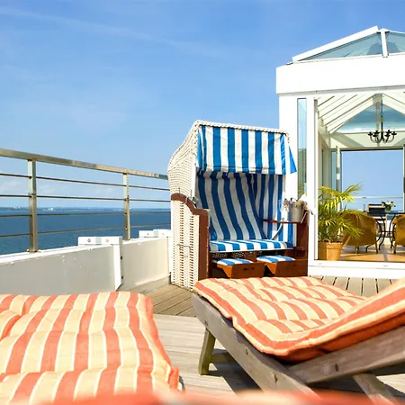 Grand Seeschloesschen Sea Retreat & Timmendorfer Strand