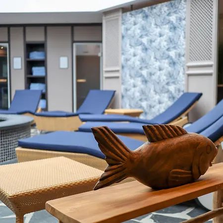 Grand Seeschloesschen Sea Retreat & Timmendorfer Strand