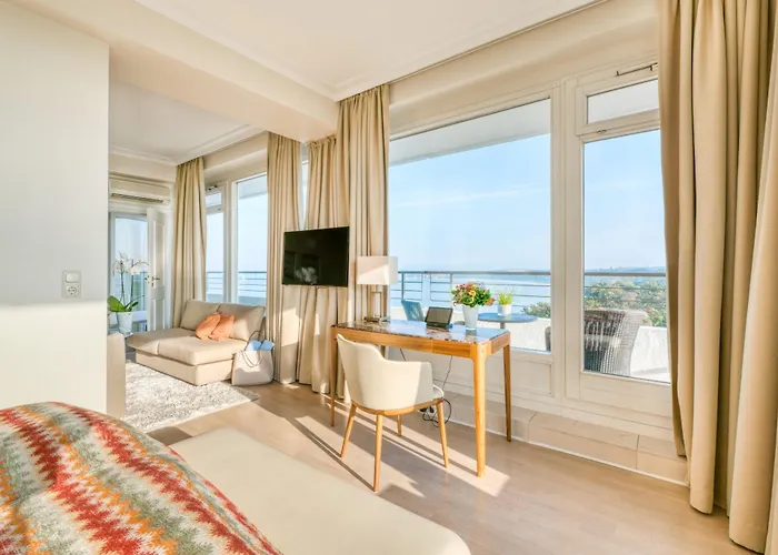 Hotell Grand Seeschloesschen Sea Retreat & Timmendorfer Strand